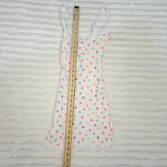 NWT Skims Fits Everybody Lace Mini Slip Dress Marble Candy Heart Print Size XS - Picture 8 of 12